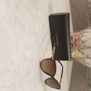 Burberry sunglasses